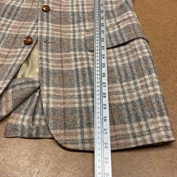 Vintage ‘70’s wool blazer - Picture 11 of 12
